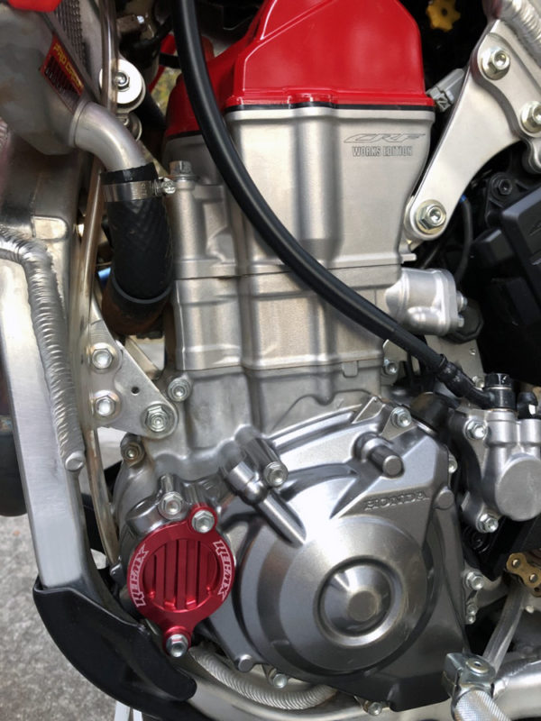 Red Anodized Billet Oil Filter Cover For Honda CRF450R 2002-2008 And CRF450X 2005-2017 - Front Engine Dress-Up